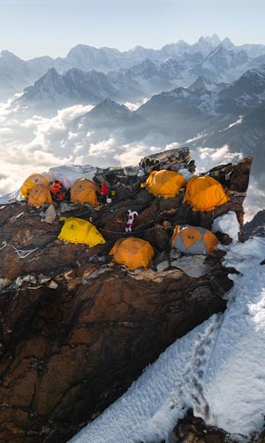 14mount8000.com