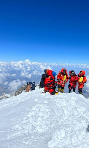 14mount8000.com